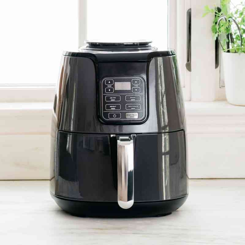 4 qt. Digital Air Fryer - Black