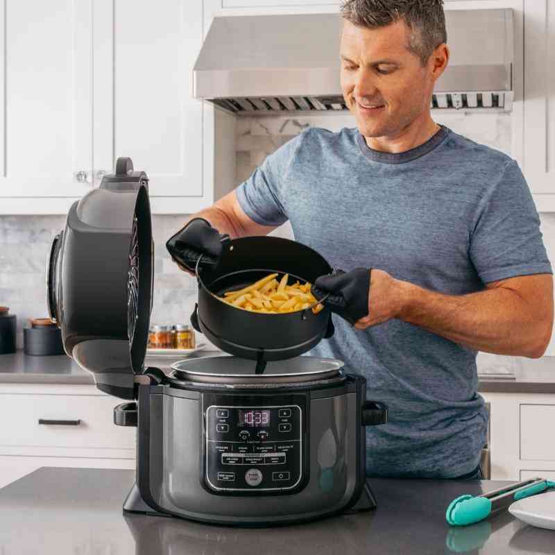 6.5 Quart Multi-Cooker - Black